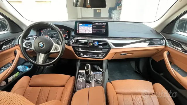 BMW Serie 5(G30/31/F90)