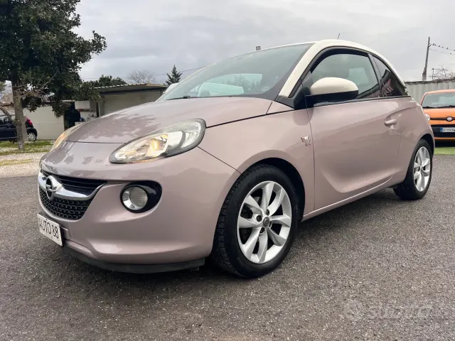 Opel Adam