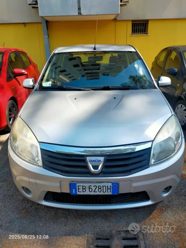 Dacia Sandero 1ª serie