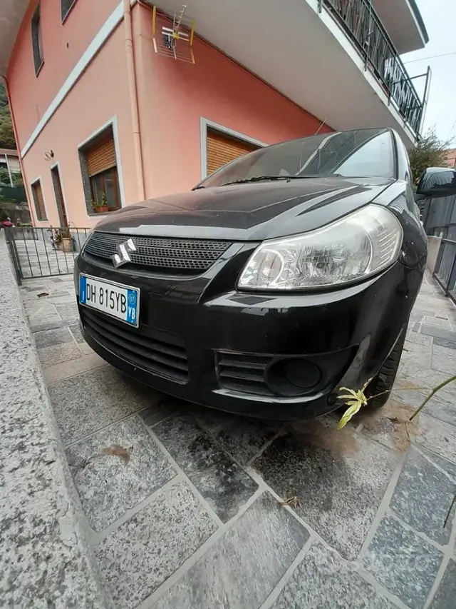 Suzuki SX4