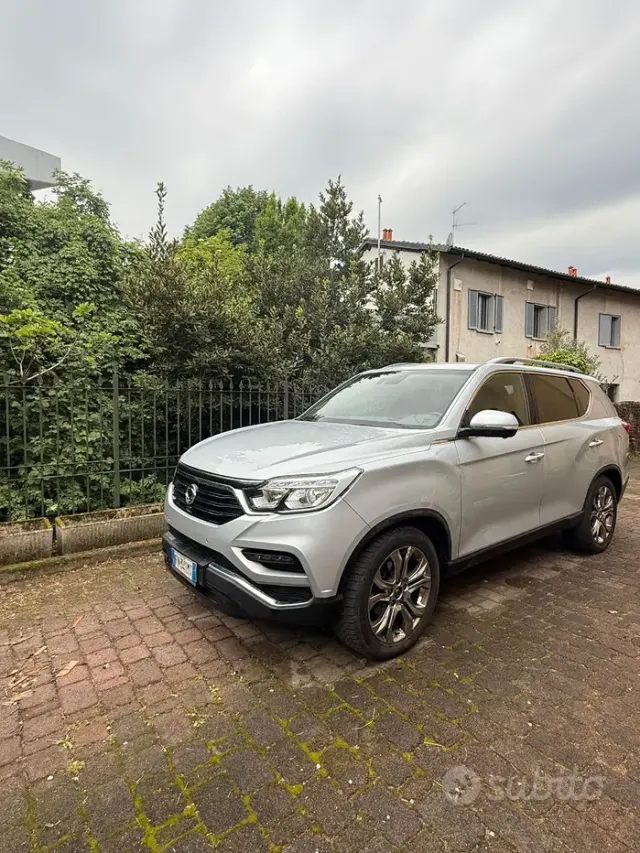 SsangYong Rexton (2017-2023)