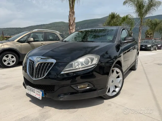 Lancia Delta (2008-2015)