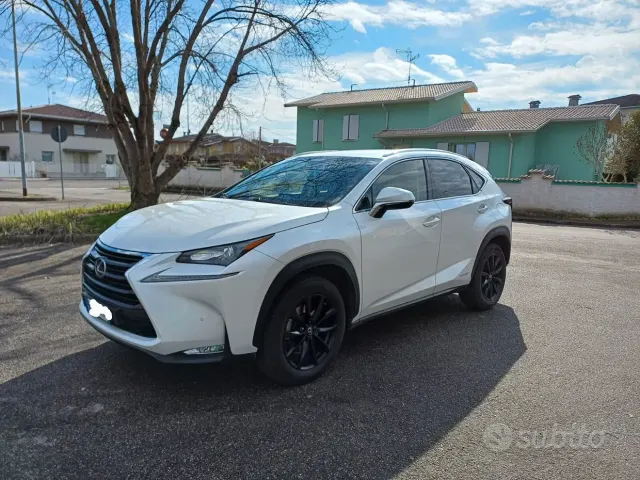 Lexus NX 1ª serie