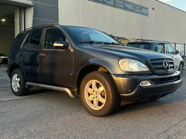 Mercedes-Benz ML 270