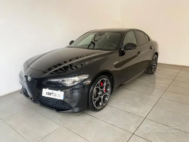 Alfa Romeo Giulia (2016)
