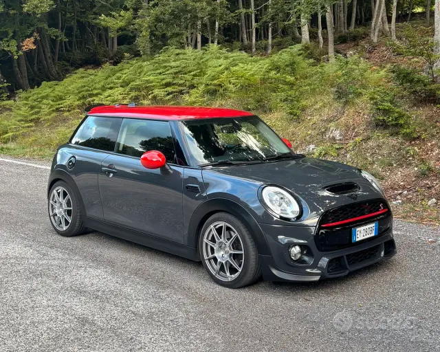 MINI Mini 4ª serie (F56)