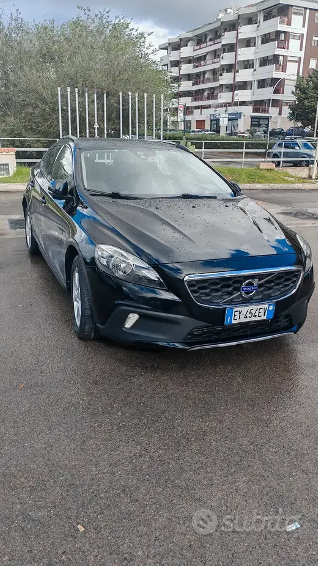 Volvo V40 (2012-2020)