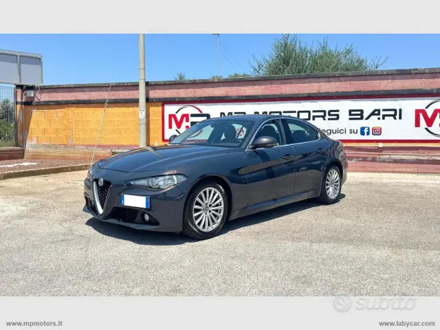Alfa Romeo Giulia (2016)