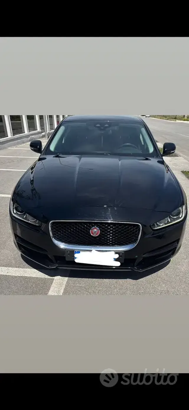 Jaguar XE (X760)