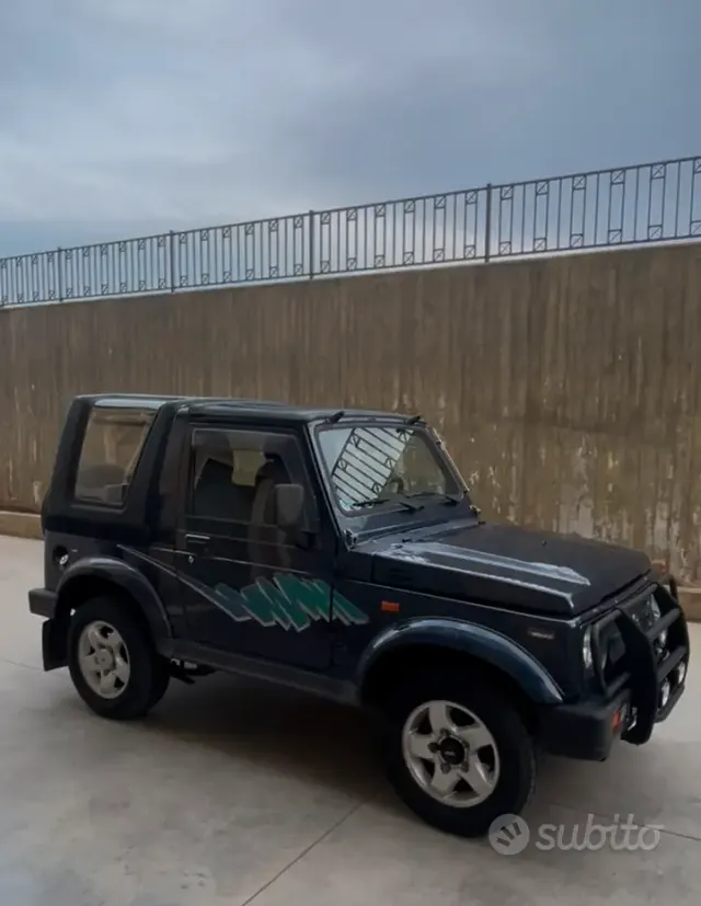 Suzuki Samurai