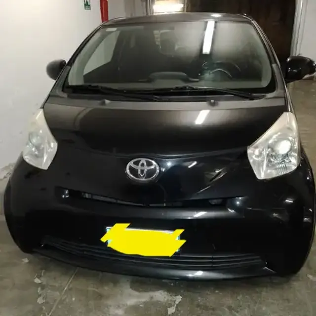 Toyota iQ