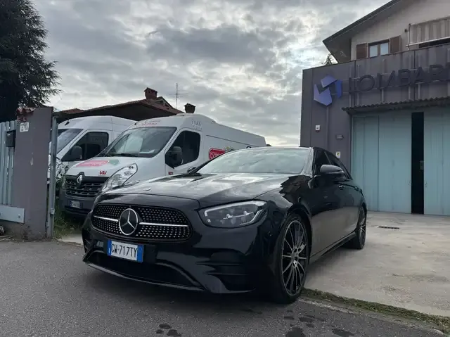 Mercedes-Benz E 220