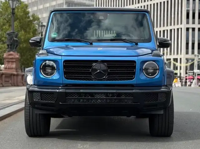 Mercedes-Benz G 400