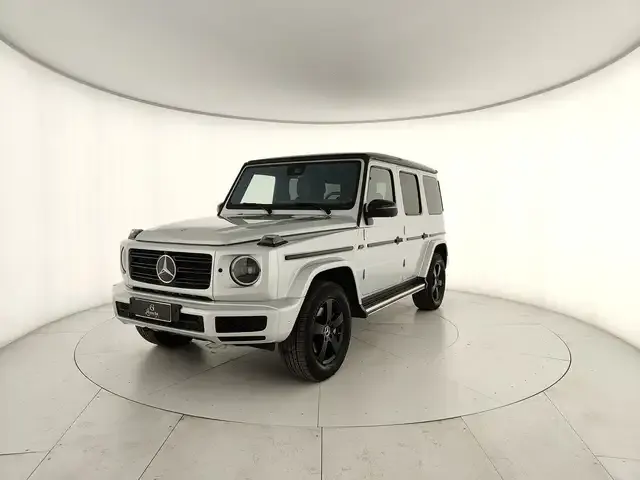 Mercedes-Benz G 400