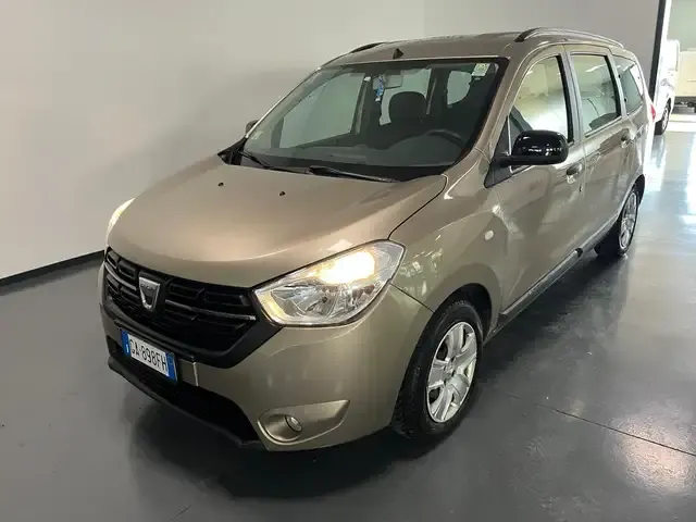 Dacia Lodgy