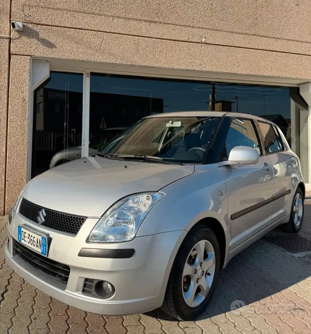 Suzuki Swift (2005-2010)