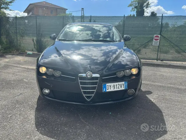 Alfa Romeo 159