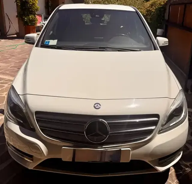 Mercedes-Benz B 160