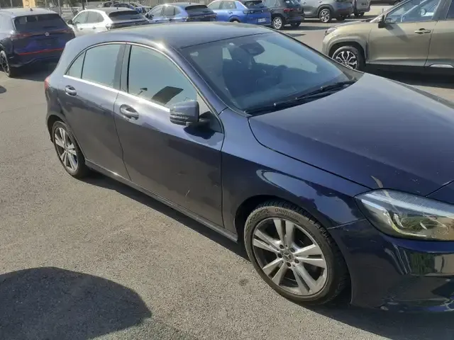Mercedes-Benz A 180