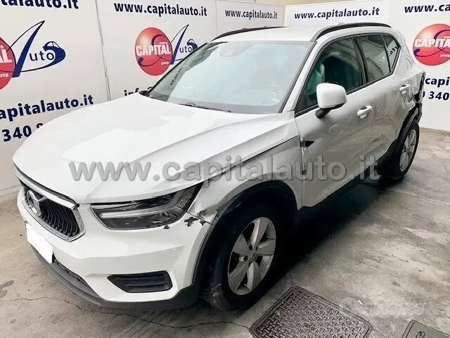 Volvo XC40 (2017-->)