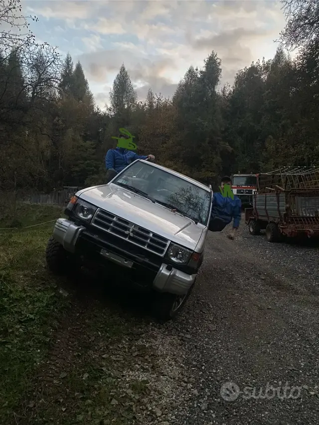 Mitsubishi Pajero (2000-2007)