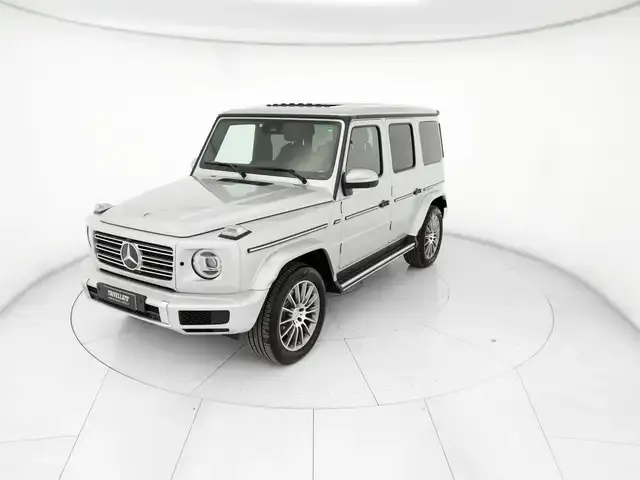 Mercedes-Benz G 400