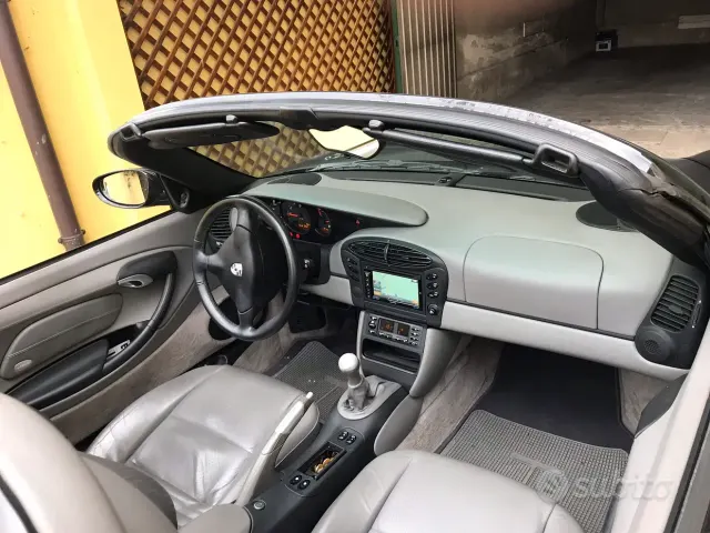 Porsche Boxster (986)
