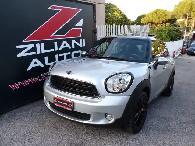 MINI Cooper D Countryman