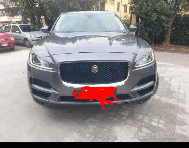 Jaguar F-Pace (X761)