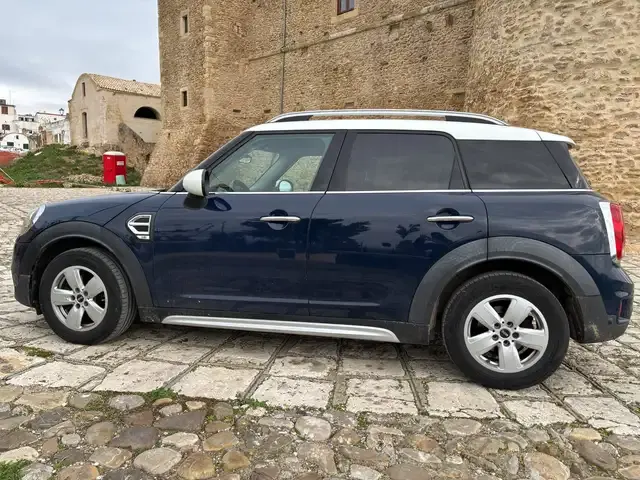 MINI Cooper D Countryman