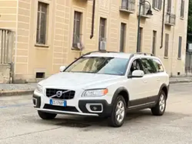 Volvo XC70