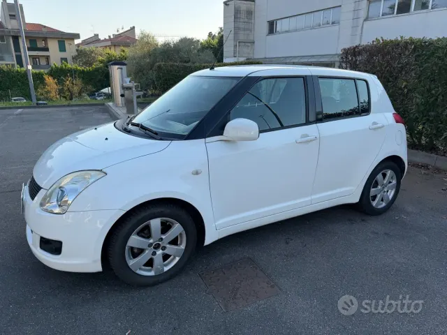 Suzuki Swift (2005-2010)