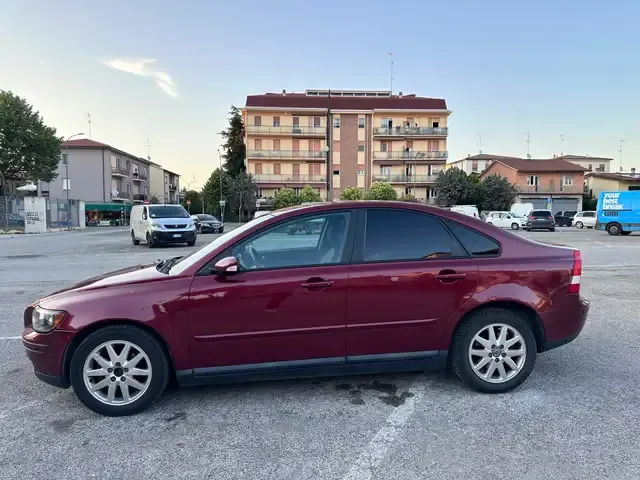 Volvo S40