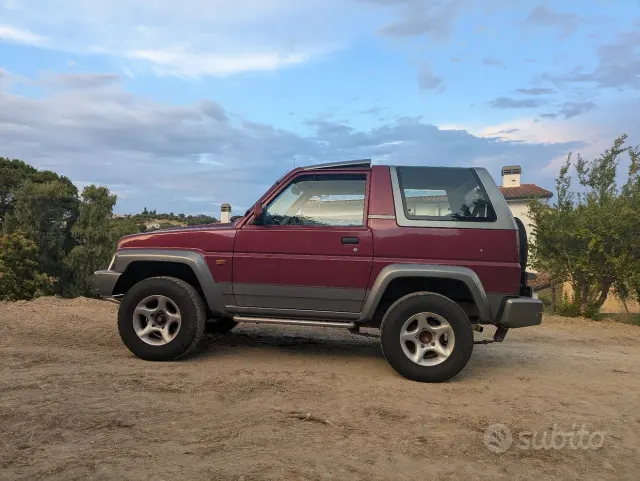Daihatsu Feroza
