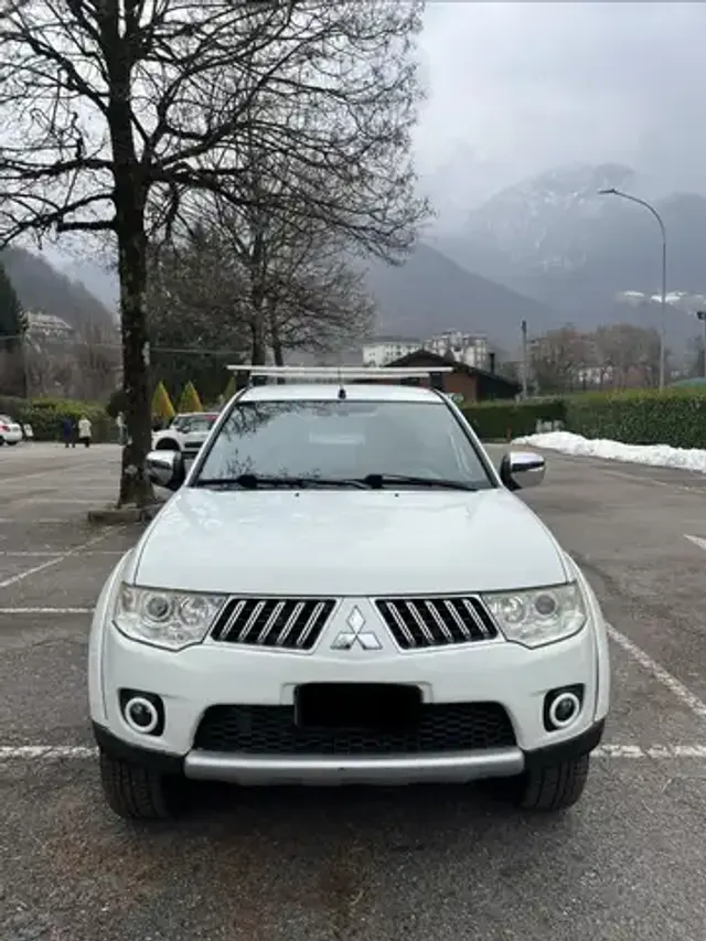 Mitsubishi L200