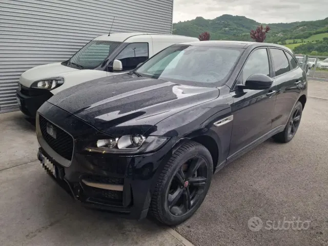 Jaguar F-Pace (X761)
