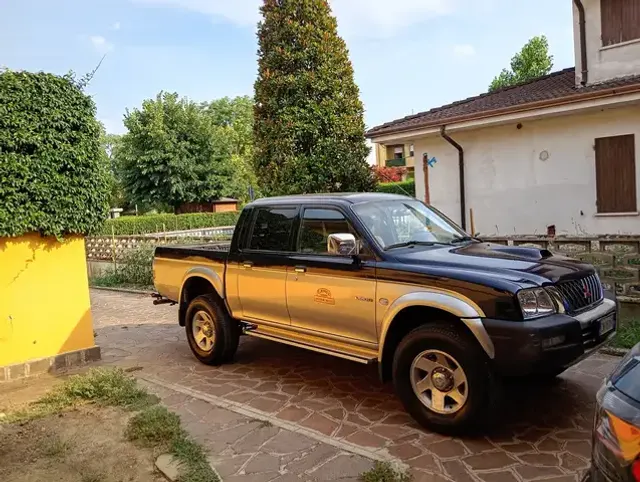 Mitsubishi L200