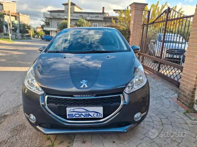 Peugeot 208 1° serie