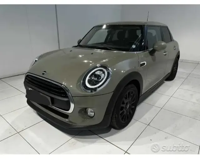 MINI Mini 4ª serie (F56)