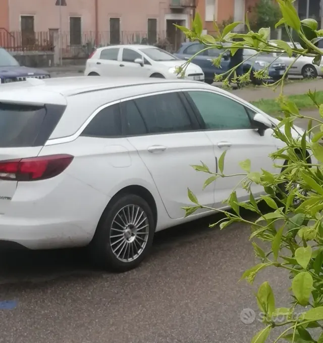 Opel Astra 5ª serie