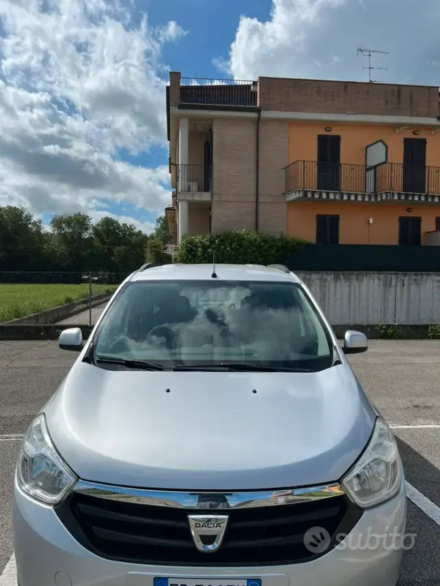 Dacia Lodgy