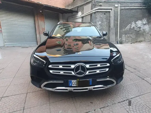 Mercedes-Benz E 220