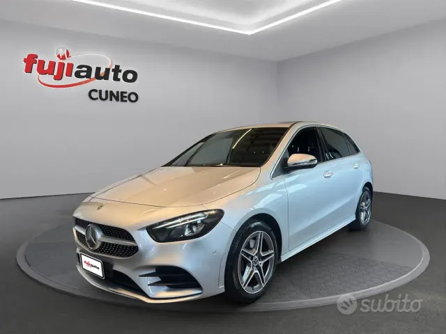 Mercedes-Benz Classe B (W247)