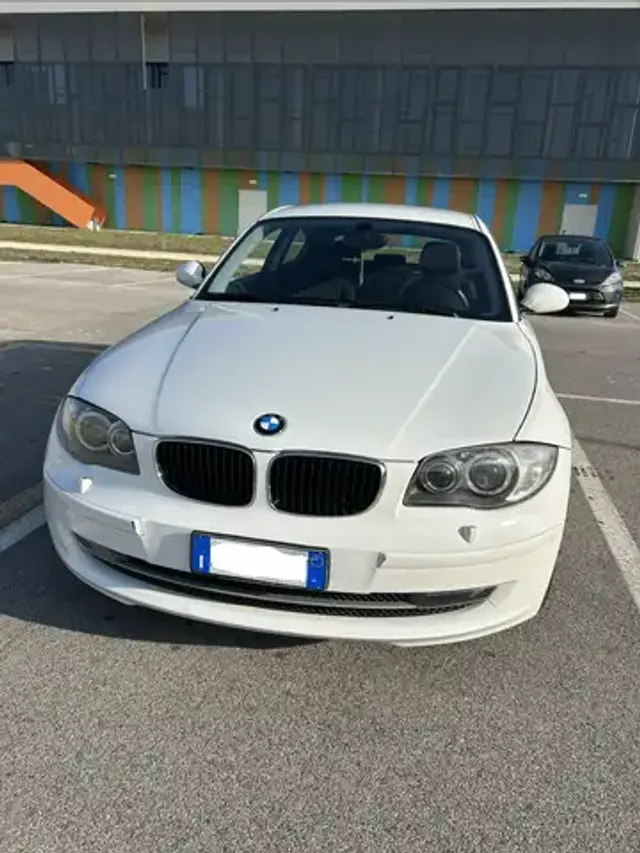BMW 123