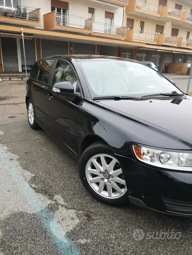 Volvo V50 (2003-2012)