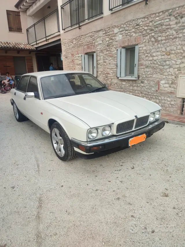 Jaguar XJ6/XJ12 (1968-86)