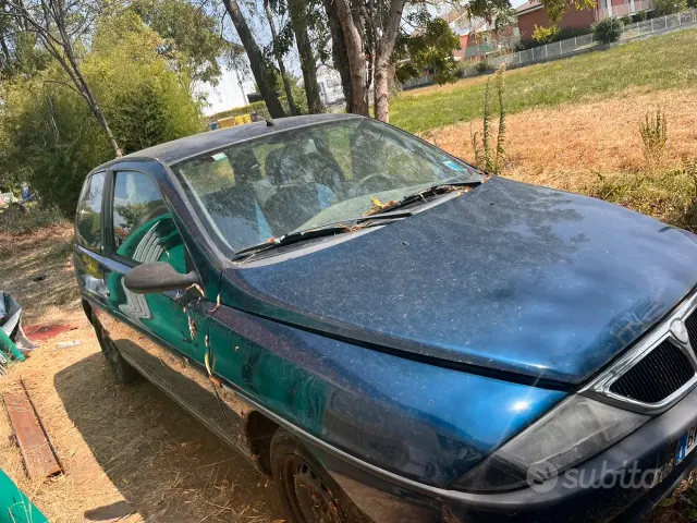 Lancia Y