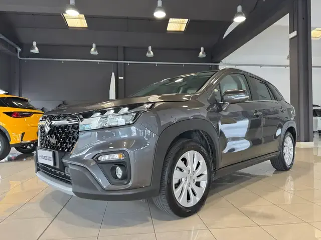 Suzuki S-Cross