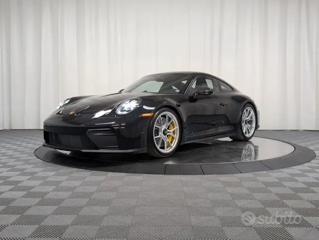 Porsche 911 (992)