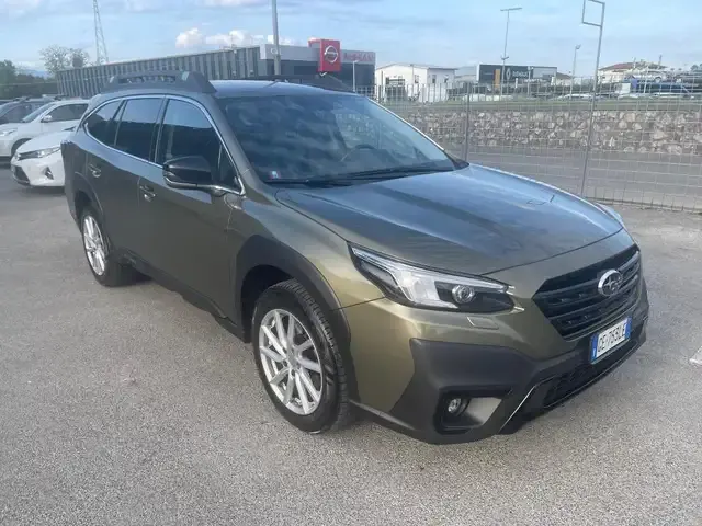 Subaru OUTBACK